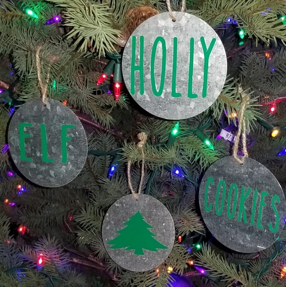 Galvanized metal ornaments - Picture 1 of 1